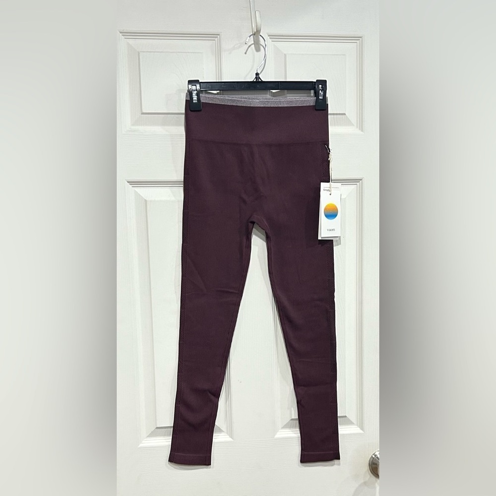 Vuori Women's Large Helix Seamless Legging Maroon NWT 7/8 Length High Rise